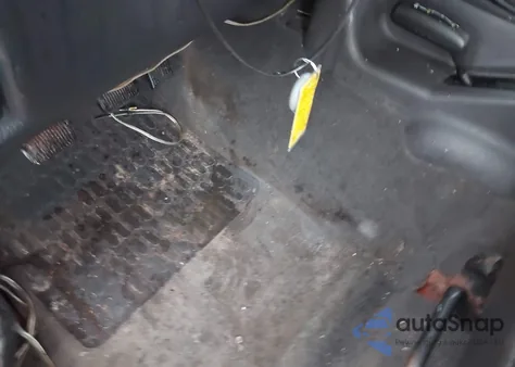 2000 Jeep Wrangler Se from USA, damaged, VIN 1J4FA29P2YP778588